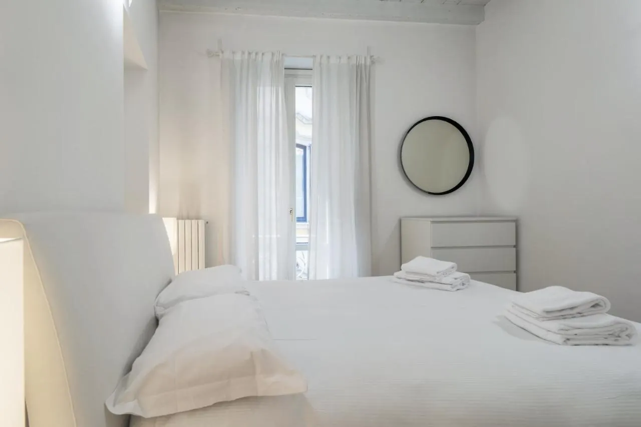 Easylife - Elegante Dimora A Due Minuti Dal Duomo Lejlighed Milano